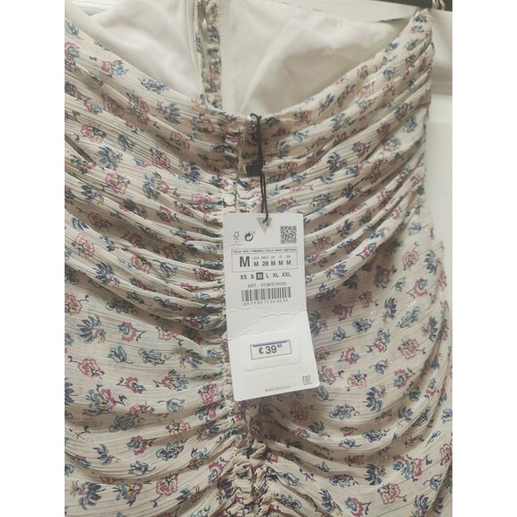 Zara Floral Ruched Floral Metallic Detail Strapless mini dress NWT Size Medium - Picture 4 of 6